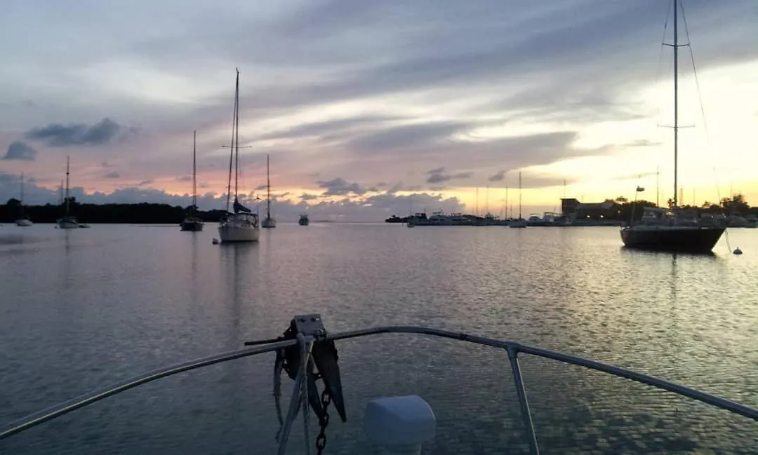 Brightsun,Bluesea Seafront Pier Dock Vila Jayuya 0*,